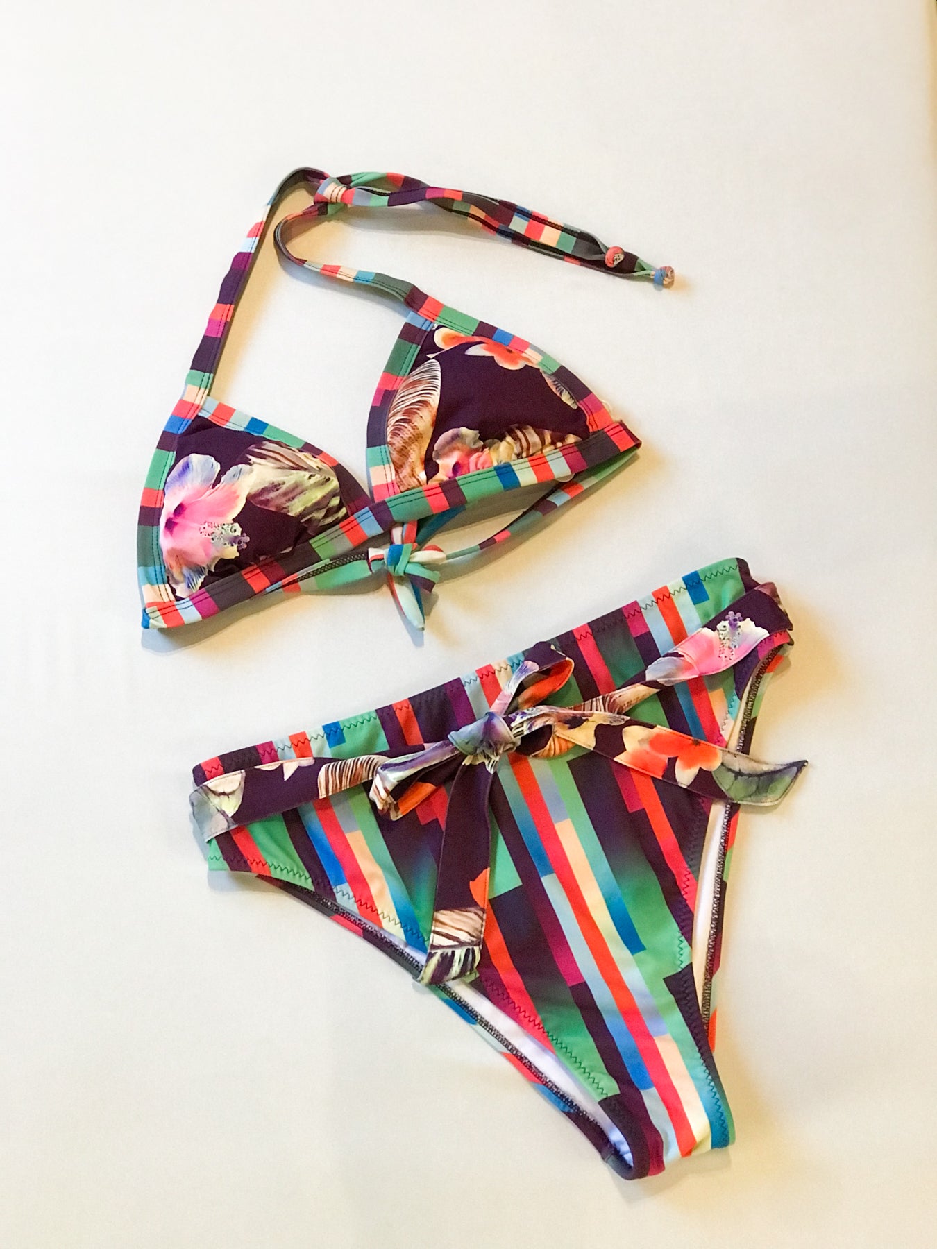 High Waisted + Mixed Print - Ocean L