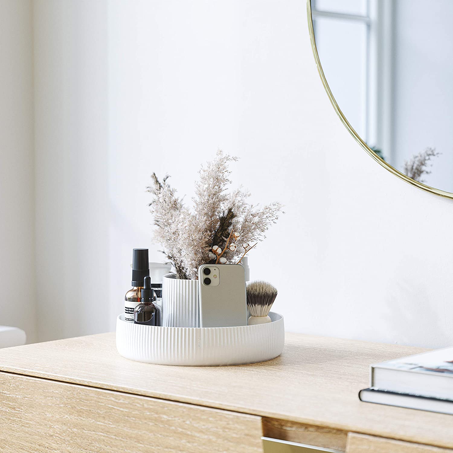 Fountain Planter White