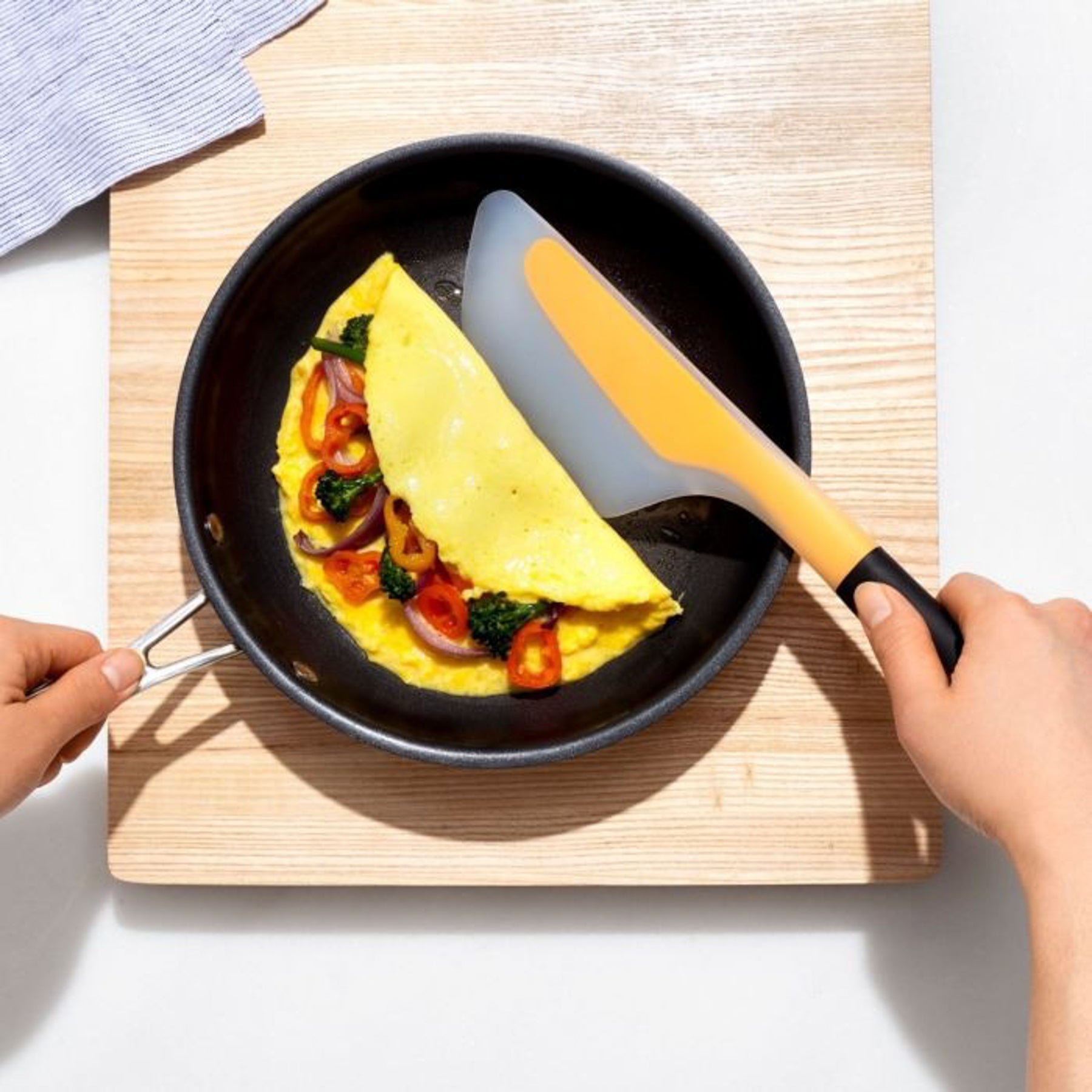 Flip & Fold Omelet Turner Spatula