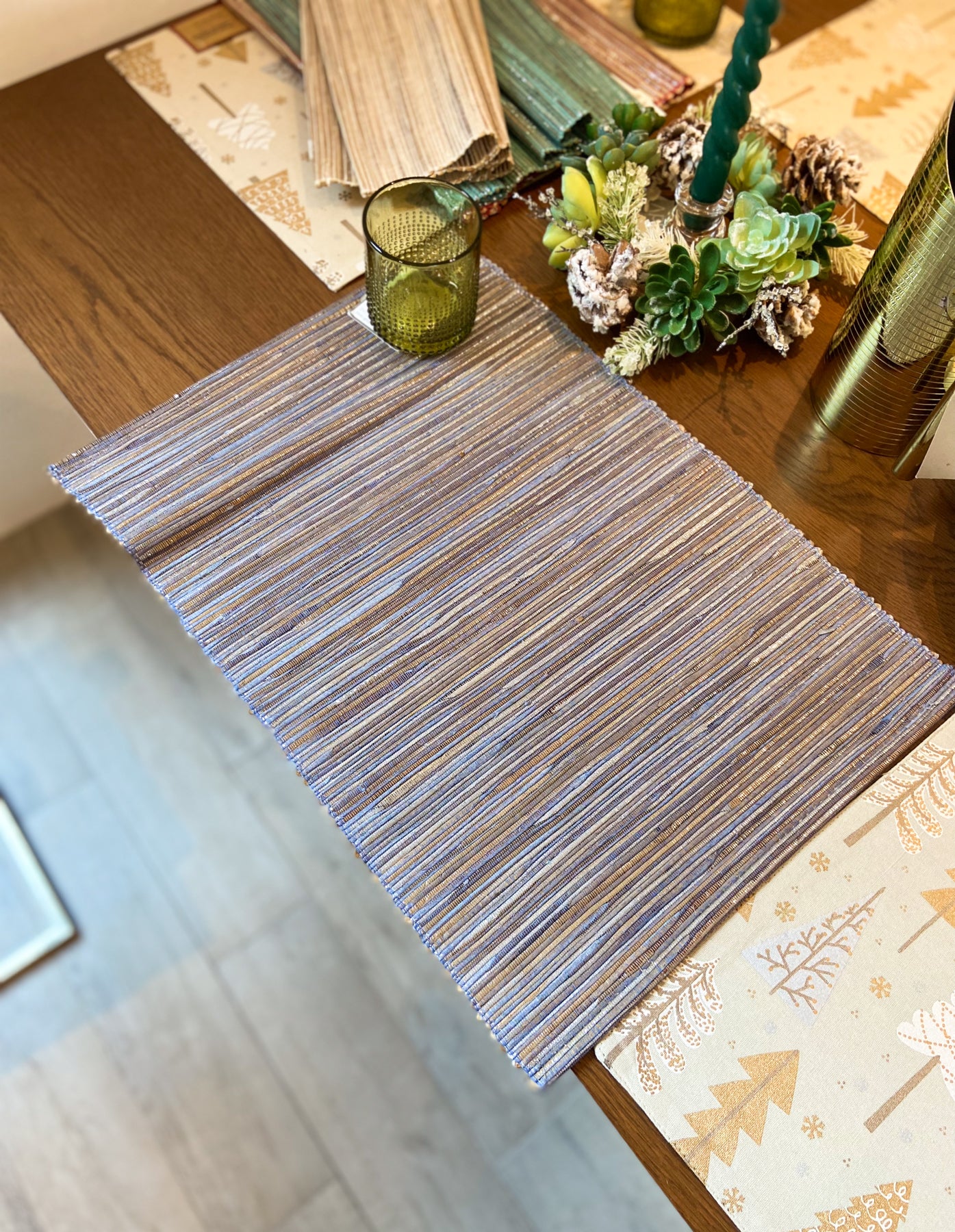 Shimmering Woven Nubby Placemat