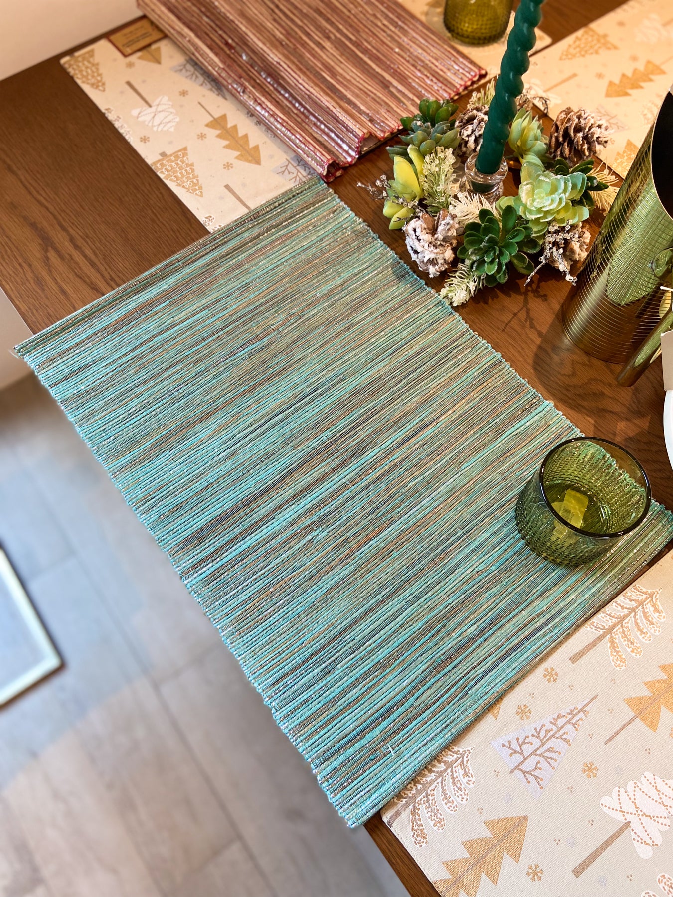 Shimmering Woven Nubby Placemat