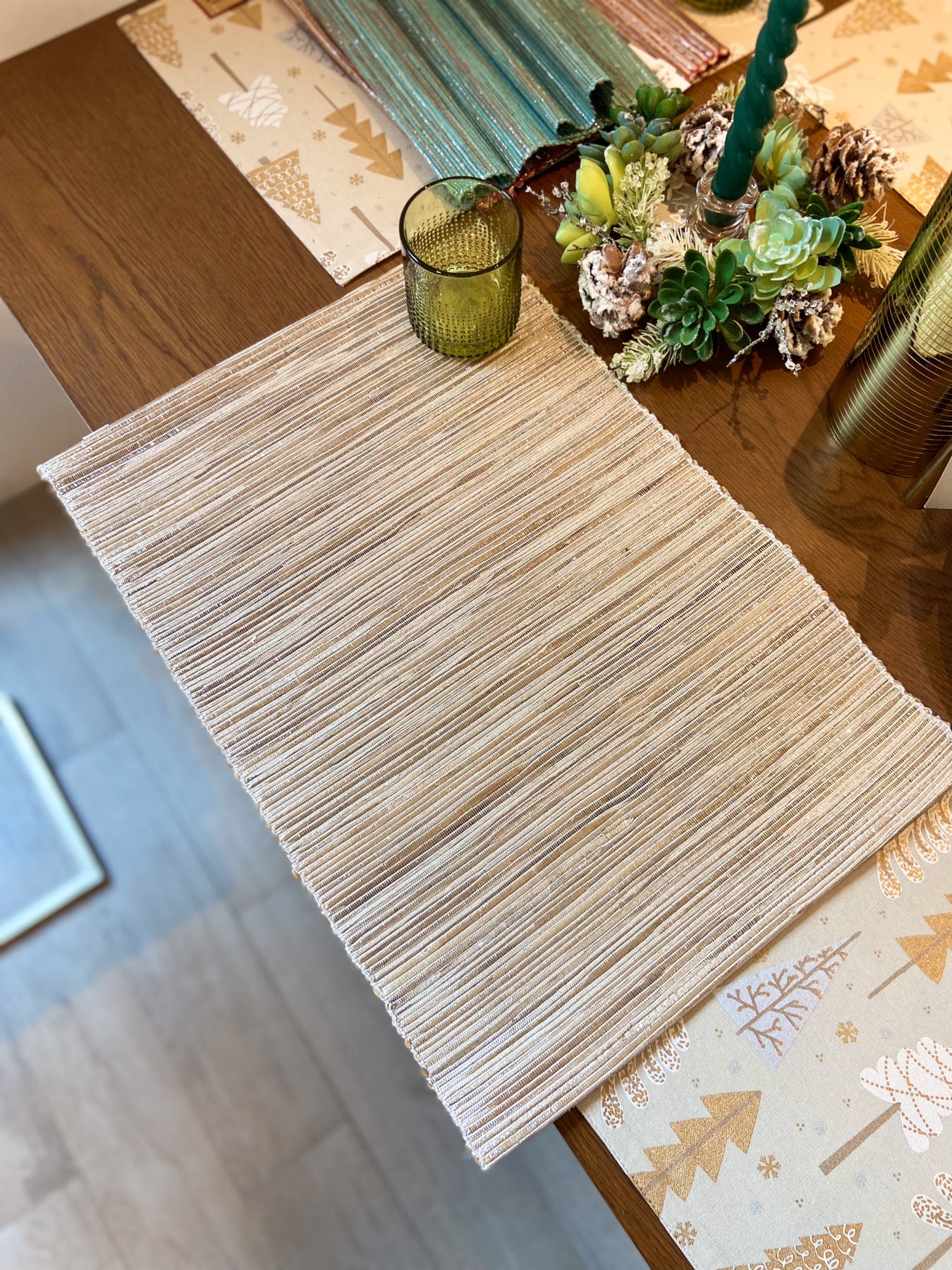 Shimmering Woven Nubby Placemat