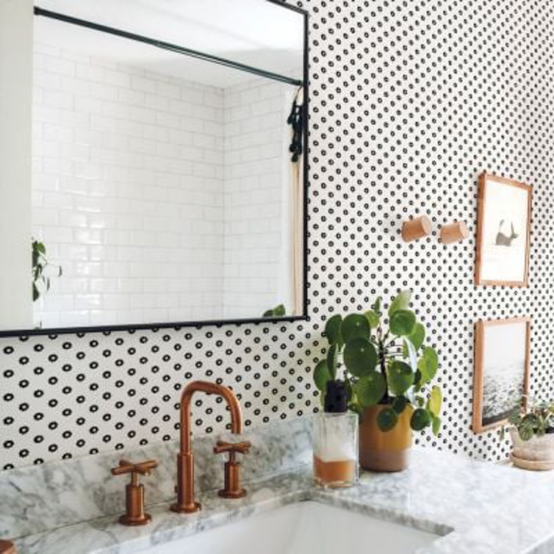 Ditsy Floral Daisy Wallpaper