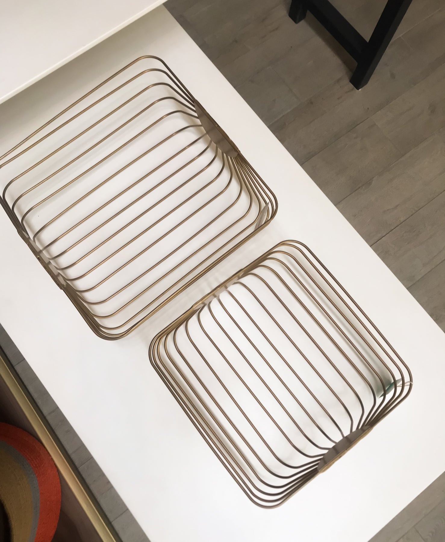 Set Of 2 Wired Trays - Gold