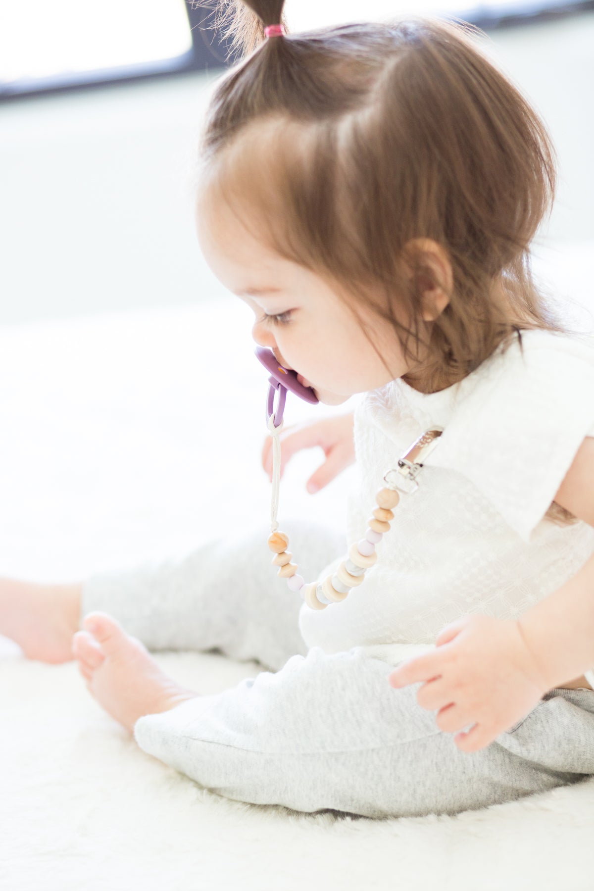 Lenon Lilac Pacifier Clip