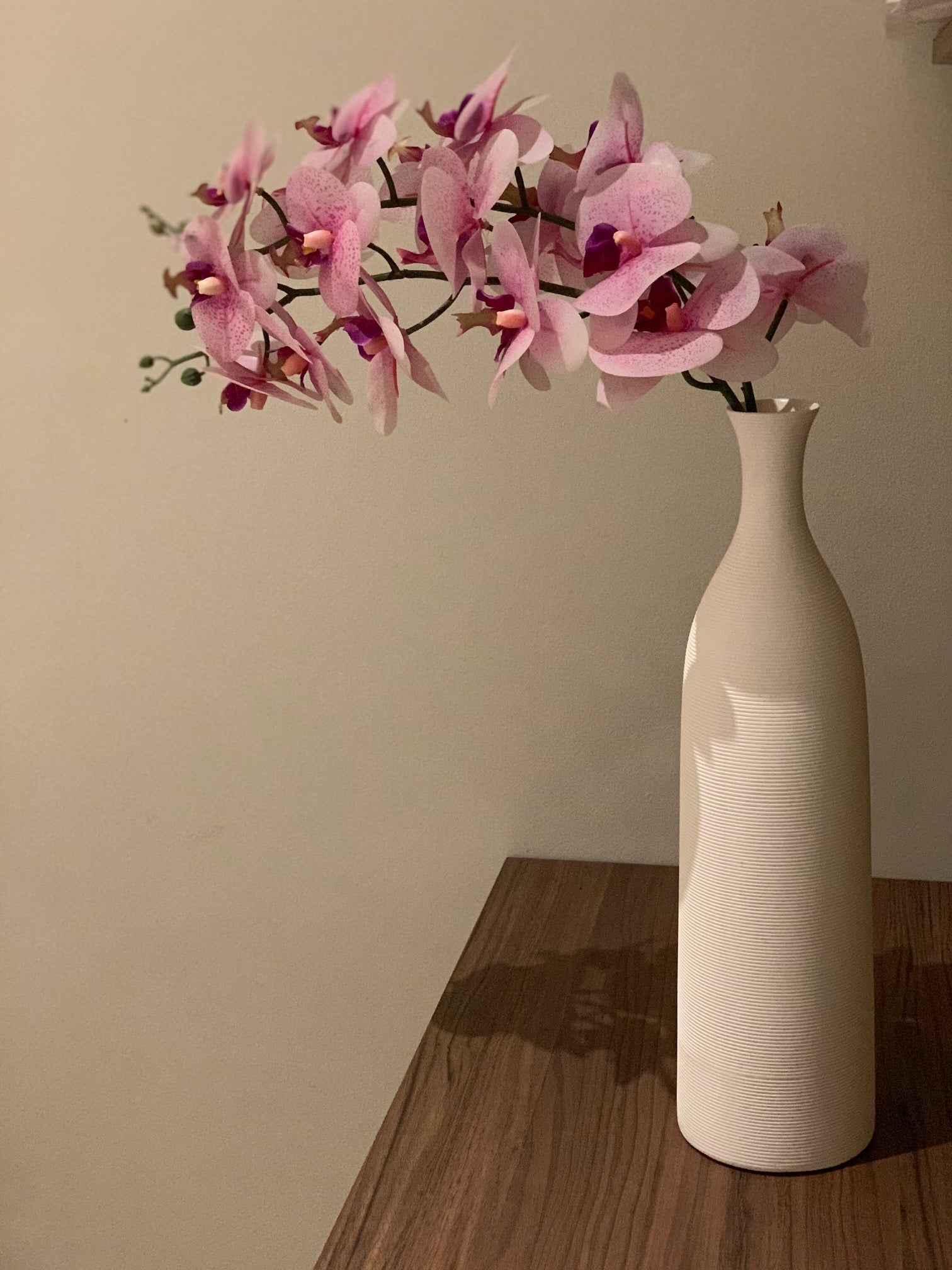 Alma Vase