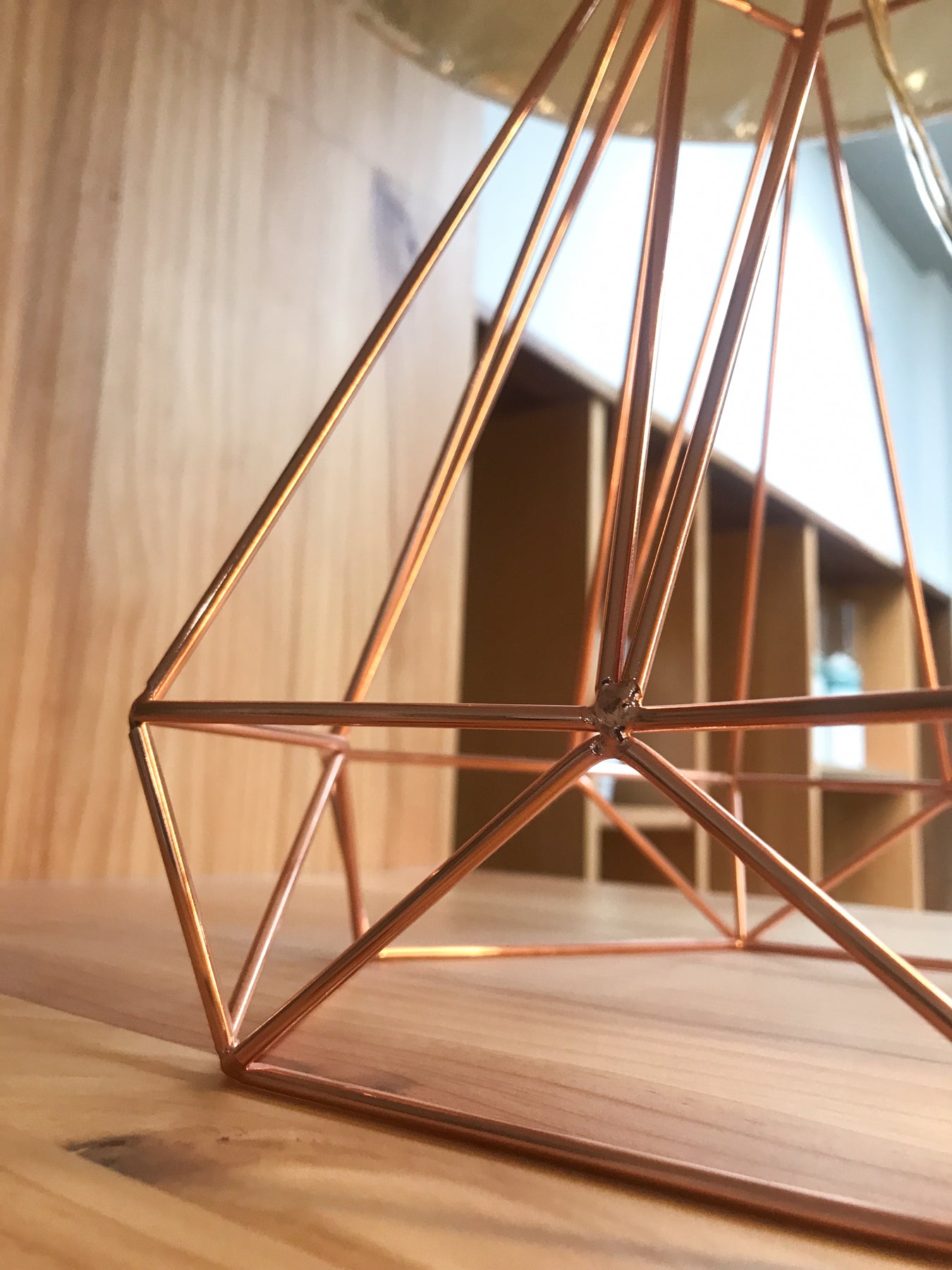 Table Lamp in Geometric Metal