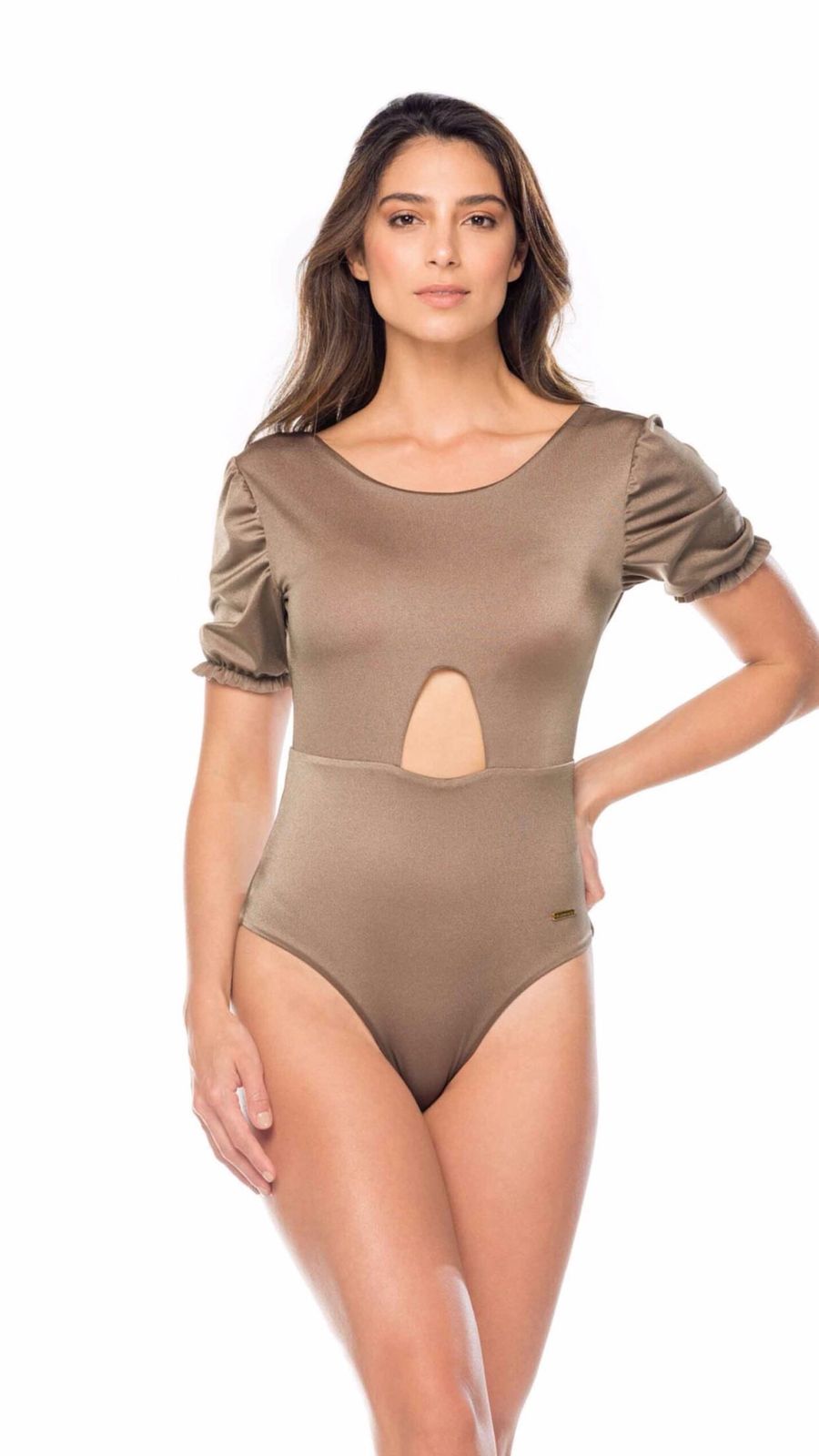 Entera Cacao Dorada Con Mangas